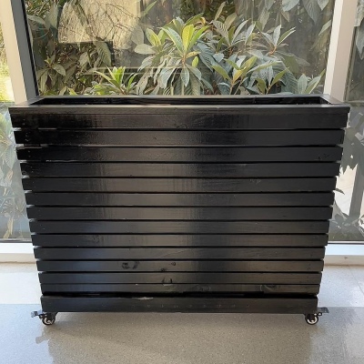 Macetero De Madera Con Ruedas 100x70x25